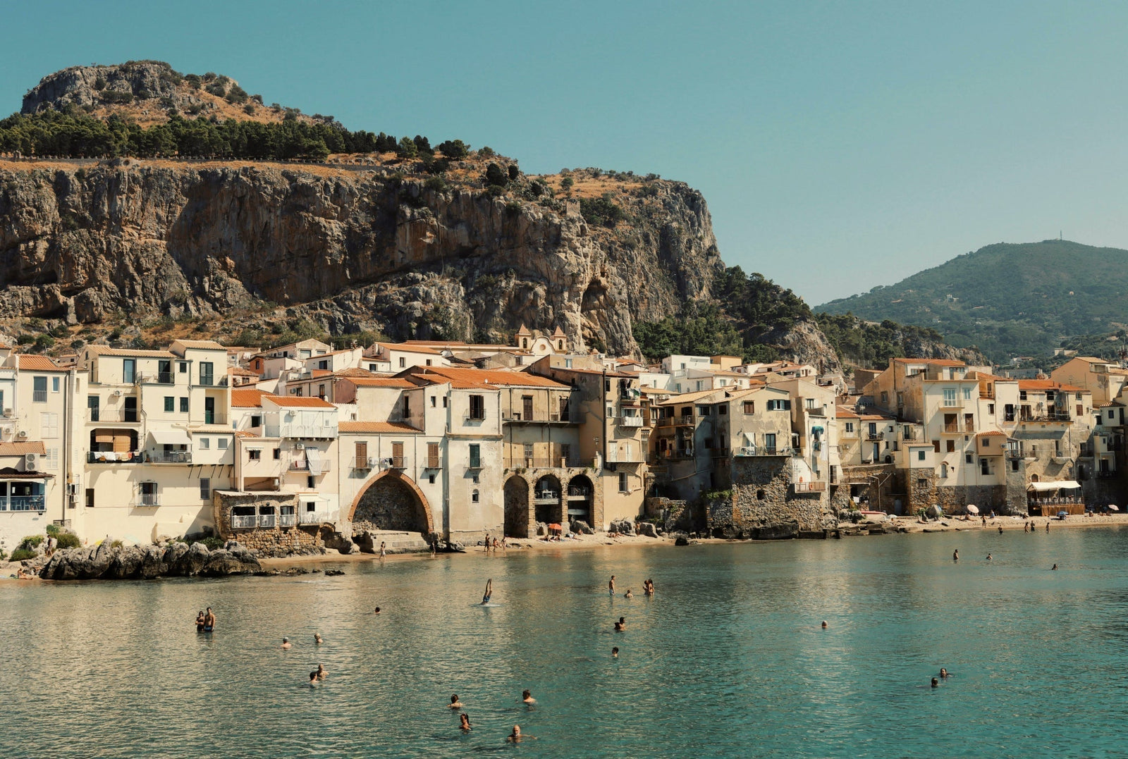 10 MEDITERRANEAN ISLANDS TO VISIT