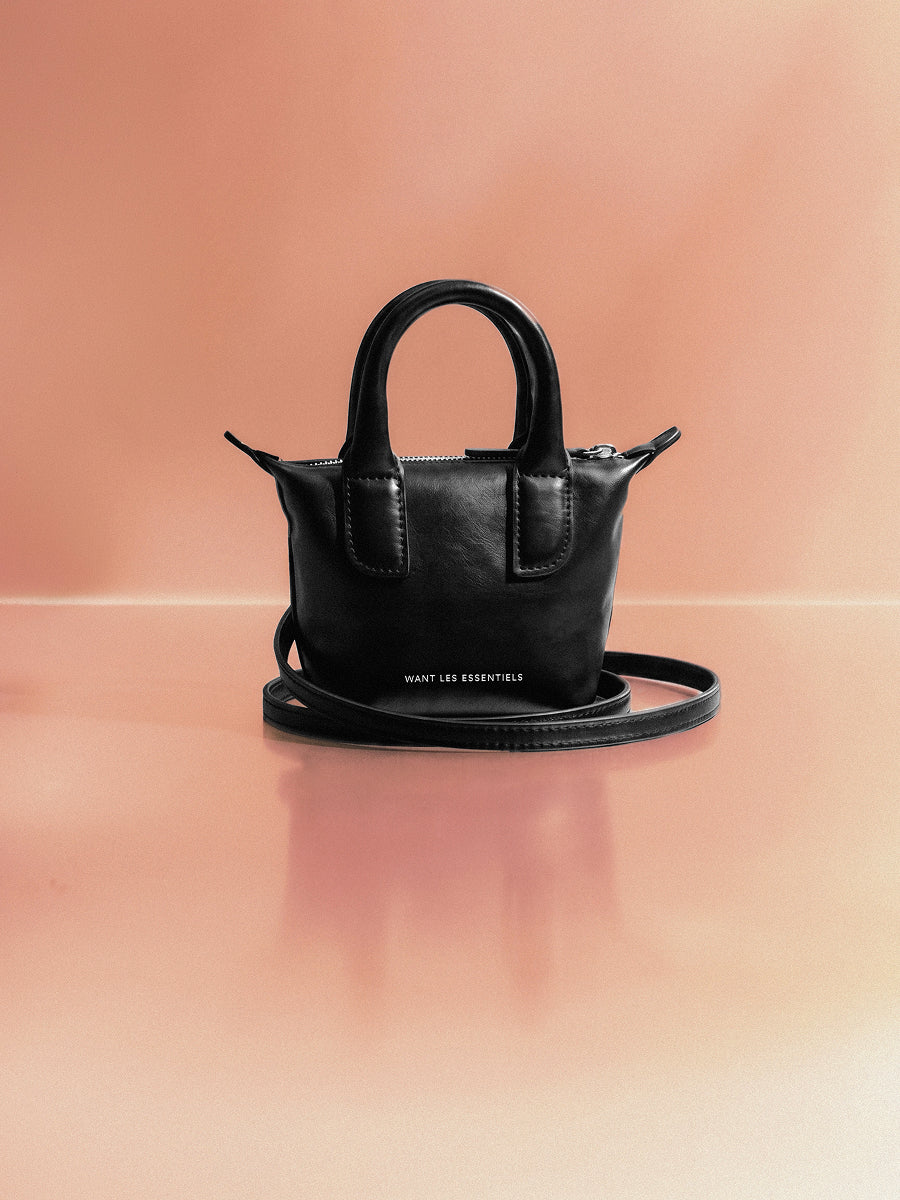 SHOP WOMEN UP TO 40% OFF*. Flash Sale. Shop Now.