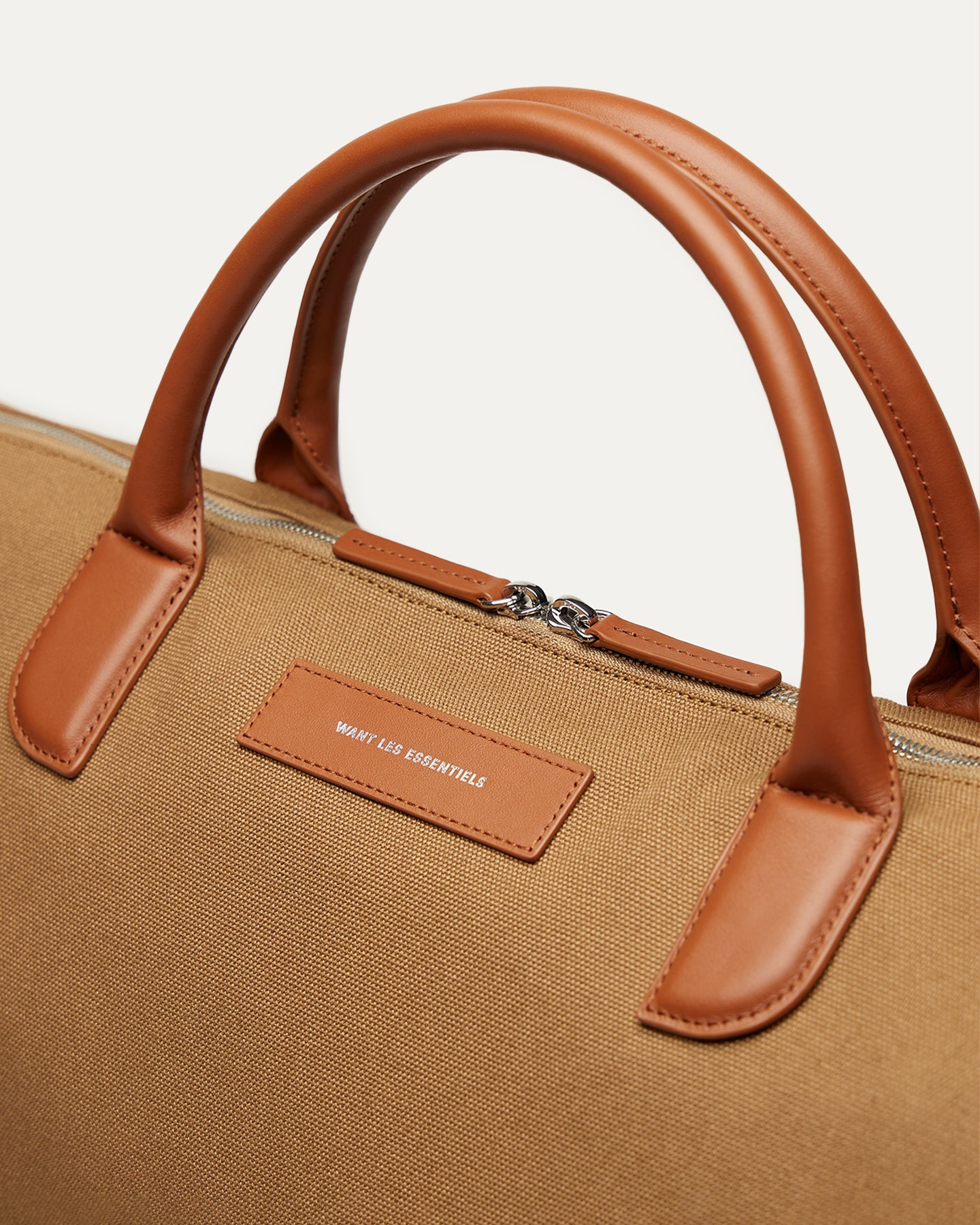 WIN A GETAWAY PACKAGE TO TORONTO! WANT Les Essentiels