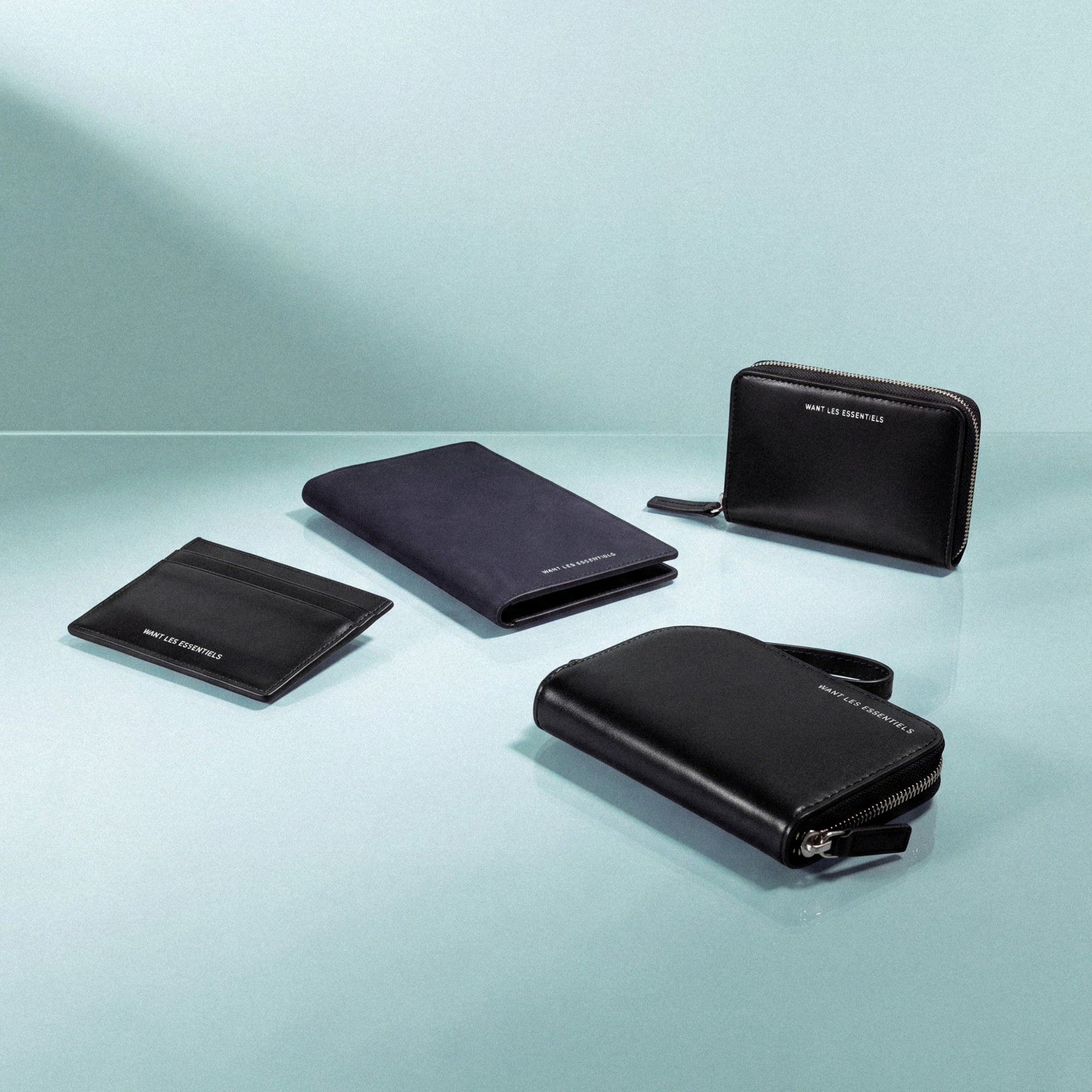 Leather Wallets for Men | Cardholder | WANT Les Essentiels Tagged