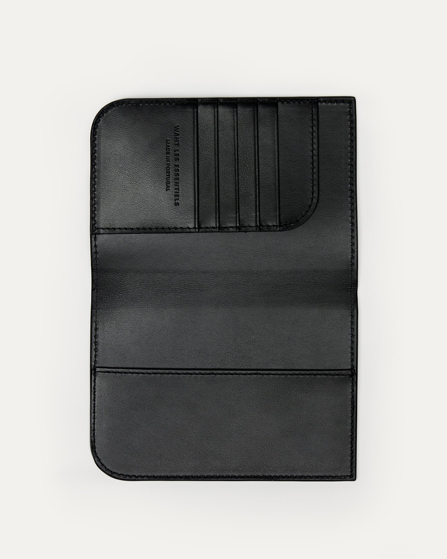 Arch Smooth Leather Passport Cover