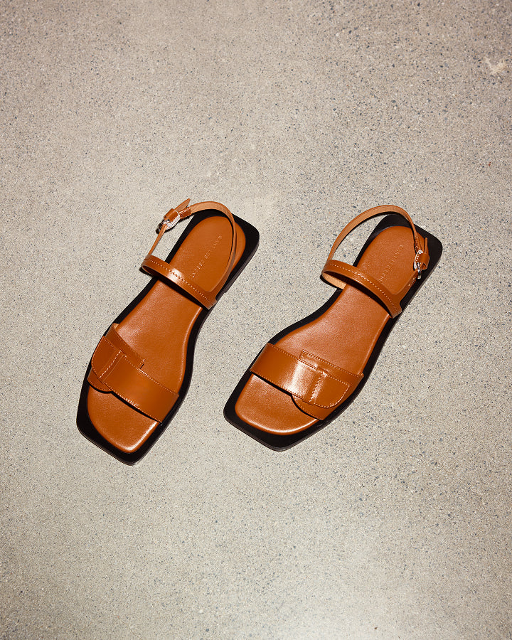 Holton Smooth Leather Flat Sandal
