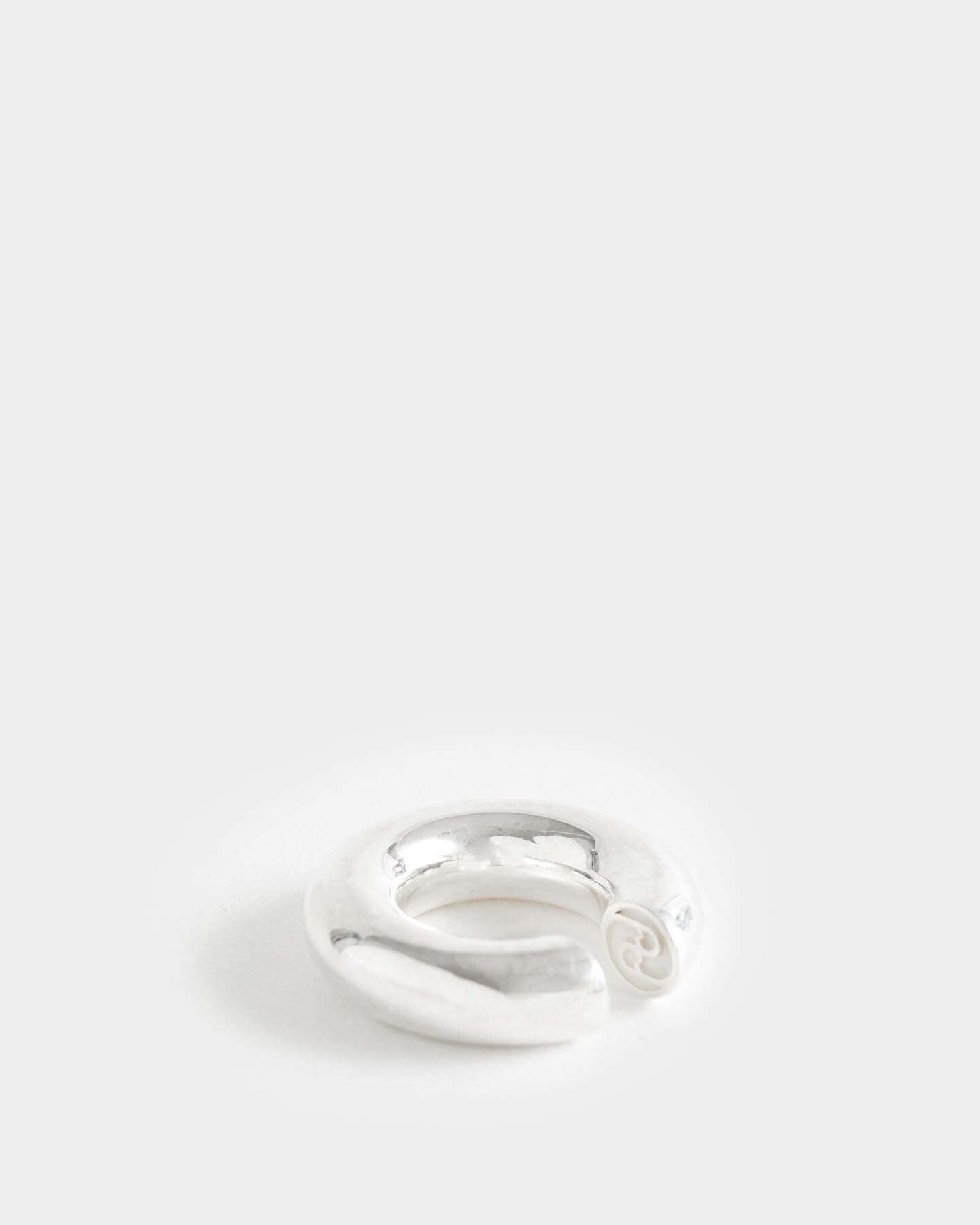 Almost Bold Polished Silver Single Earring - WANT Les Essentiels