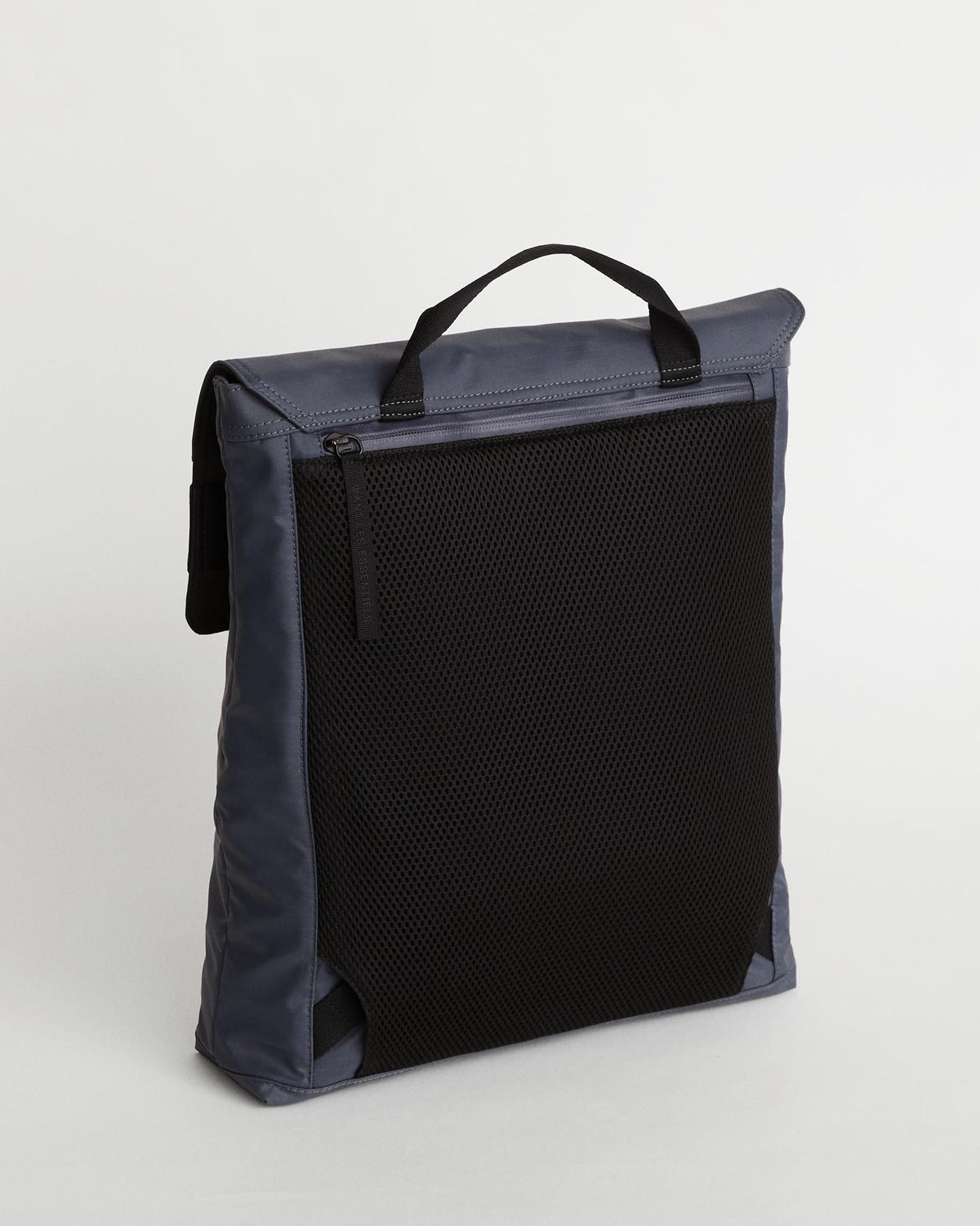 Gowan ECONYL® Convertible Backpack
