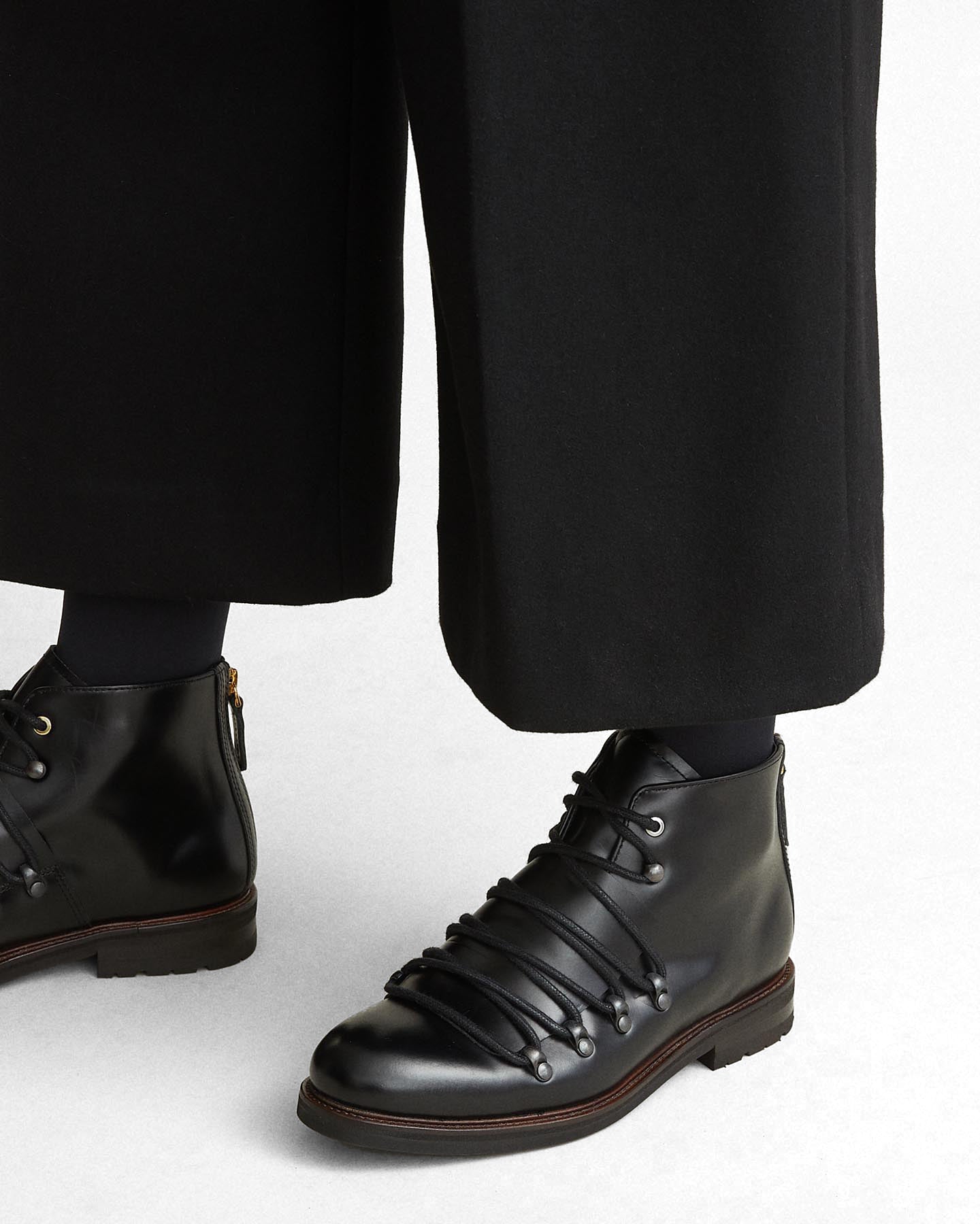 Eriksson Women&#39;s Leather Alpine Boot